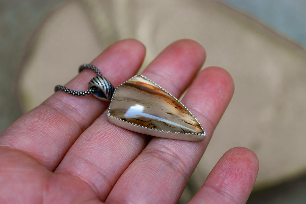 Agate Armour Necklace