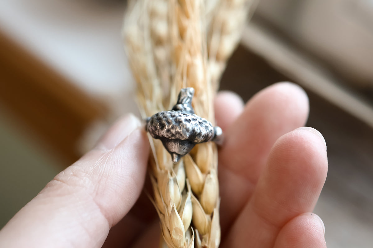 Size 8 Acorn Ring