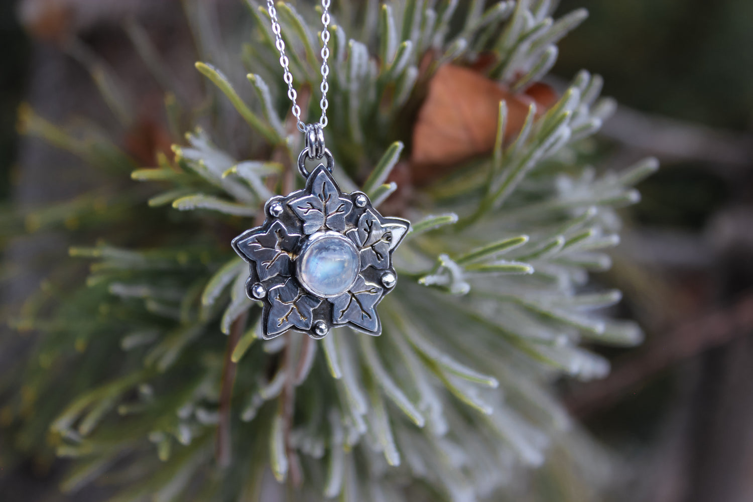 Ivy Snowflake Necklace