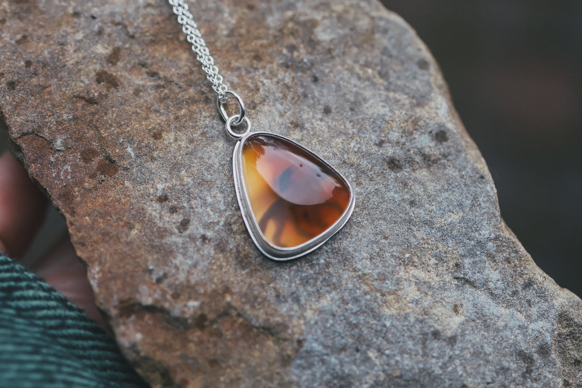 Vulpes Necklace