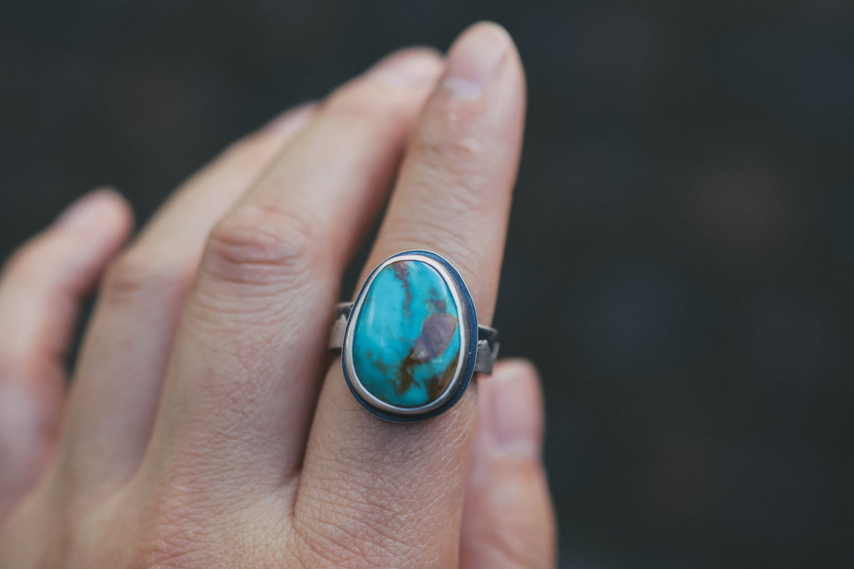 Size 8 Cascadia Ring