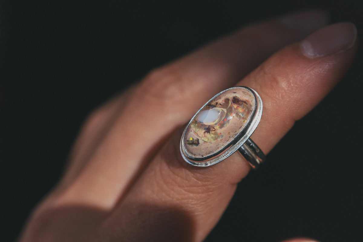 Size 6 Dancing Light Ring