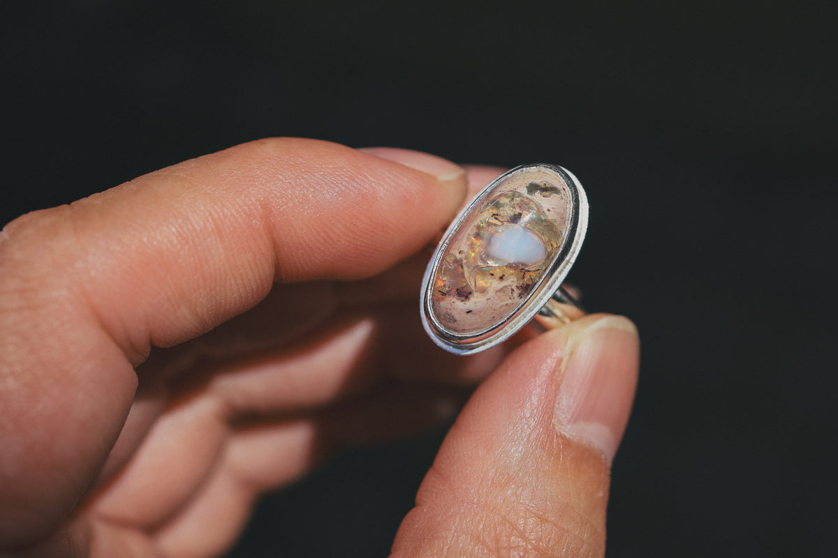 Size 6 Dancing Light Ring