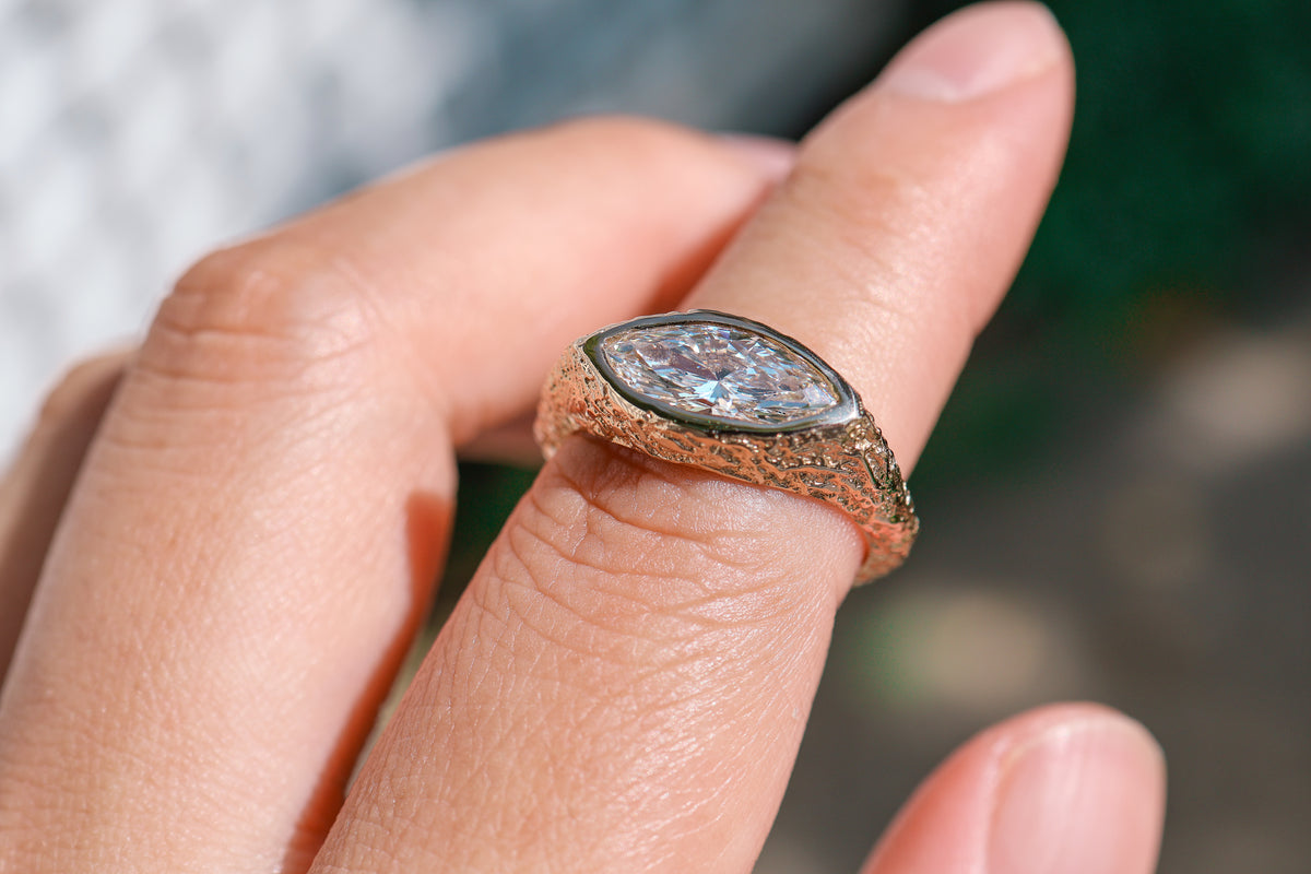 Destash! Size 6.75 18k Gold 1.5ct Diamond Ring