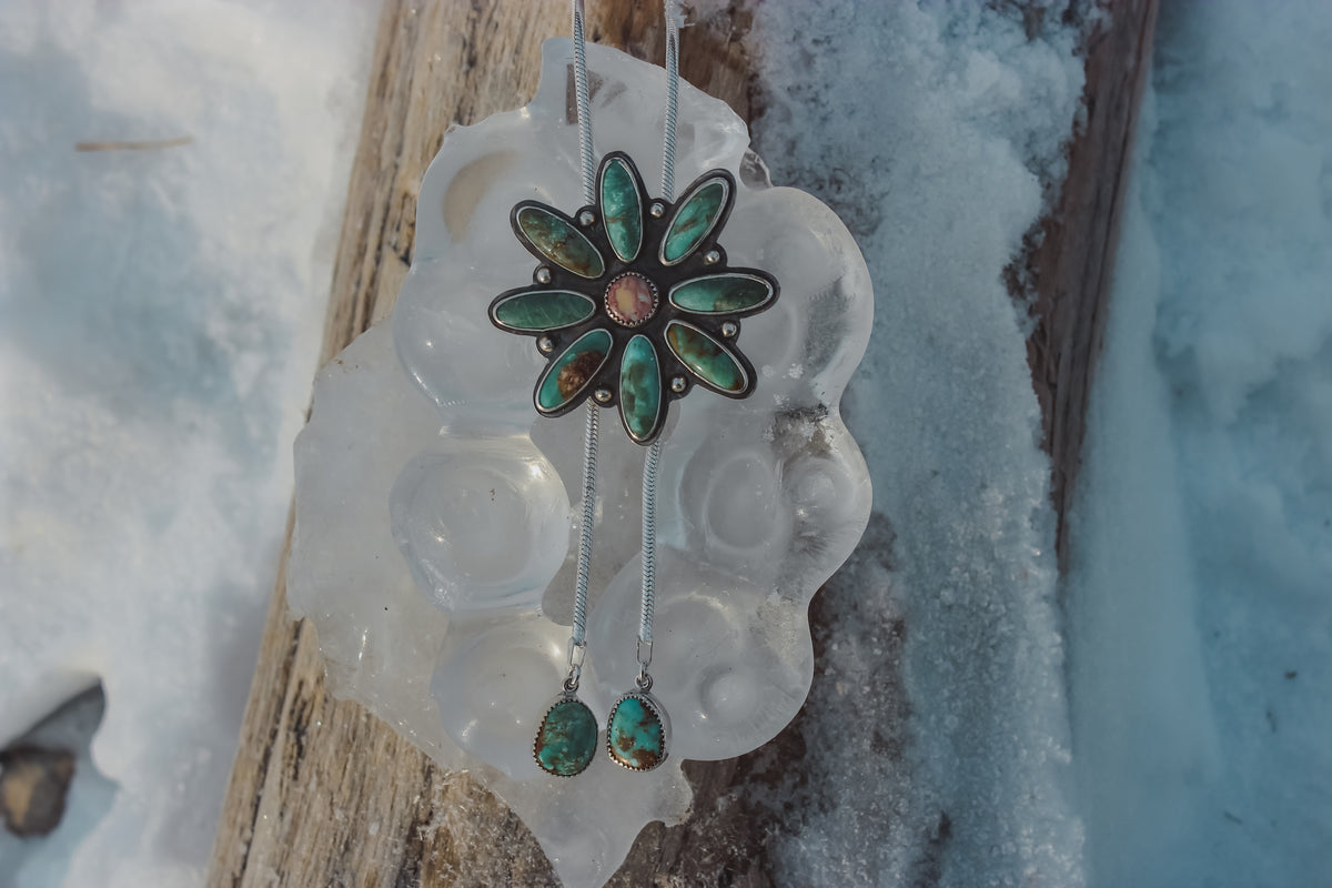 Blossom Chain Bolo