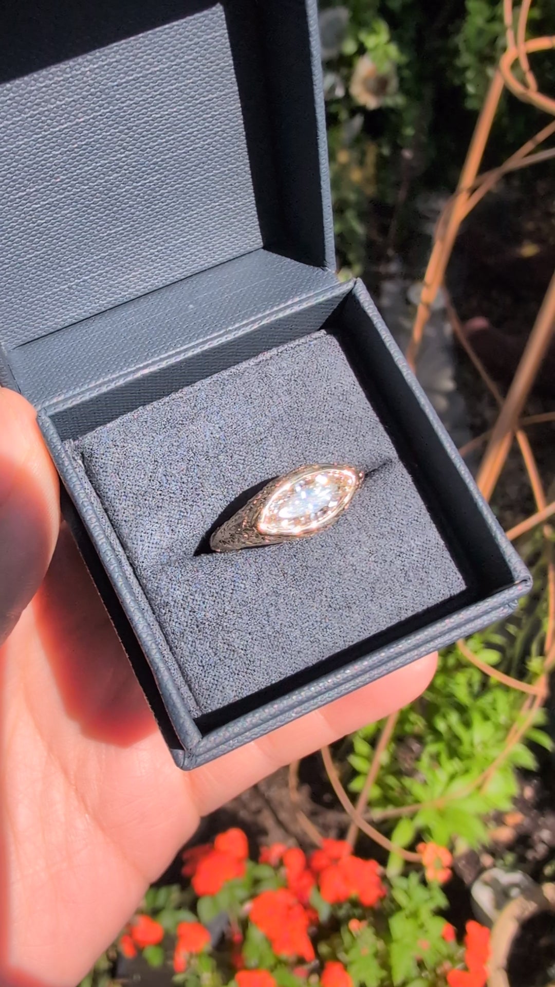 Destash! Size 6.75 18k Gold 1.5ct Diamond Ring